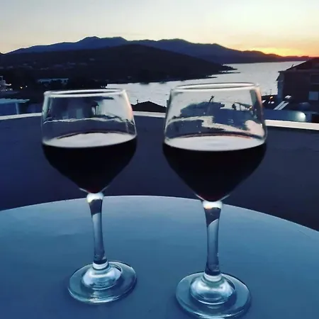 Διαμέρισμα Ramaj Εξαμίλιο